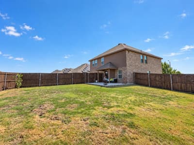 513 Clearlake Drive, Waxahachie TX 75165 - Photo 2