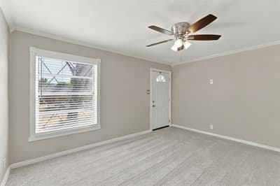 605 NE 33rd Street, Grand Prairie TX 75050 - Photo 5
