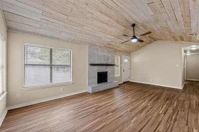 1301 Chapel Creek Road, Waco TX 76712 - Photo 5