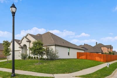 5622 Log Cabin Court, Midlothian TX 76065 - Photo 2