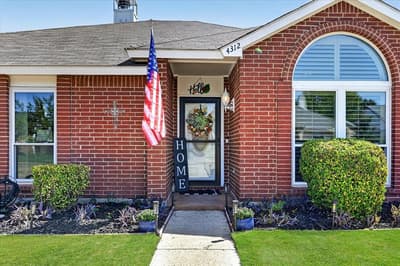 4312 Hillshire Court, Flower Mound TX 75028 - Photo 4