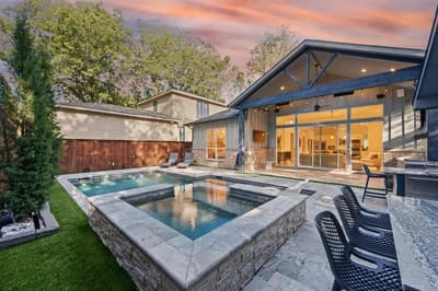 8655 Forest Hills Boulevard, Dallas TX 75218 - Photo 2