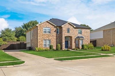 239 Glen Ridge Drive, Murphy TX 75094 - Photo 2