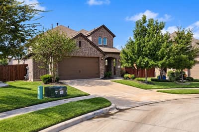 1004 Friesian Lane, Aubrey TX 76227