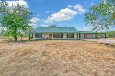 2207 Talbert Ranch Road, China Spring TX 76633