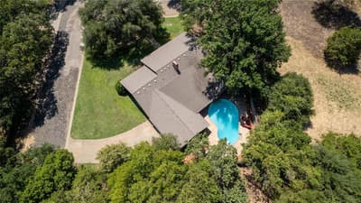 1800 Woodcrest Avenue, Corsicana TX 75110 - Photo 2