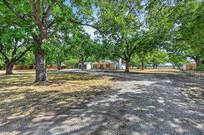 4512 Cross Timber Road, Burleson TX 76028 - Photo 2