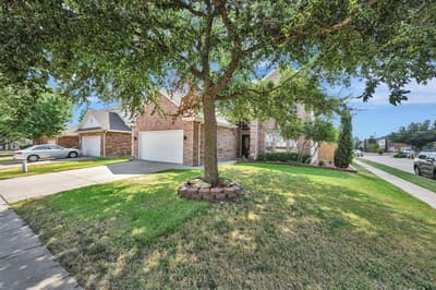 6369 Redeagle Creek Drive, Fort Worth TX 76179