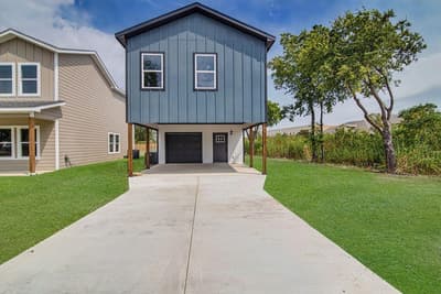 316 W Gambrell Street, Fort Worth TX 76115