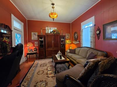 736 N Robinson Street, Cleburne TX 76031 - Photo 4