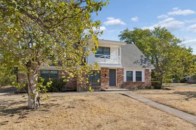 2047 Abshire Lane, Dallas TX 75228 - Photo 2