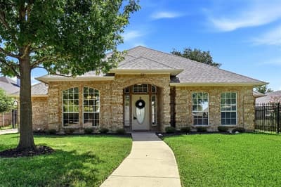 221 Brazil Drive, Hurst TX 76054 - Photo 2