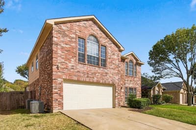 5948 Sugarleaf Lane, Dallas TX 75249 - Photo 2