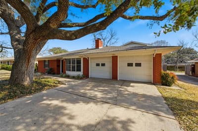 5318 Lake Lindenwood Drive, Waco TX 76710 - Photo 2