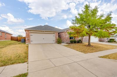1204 Foxglove Lane, Burleson TX 76028 - Photo 2