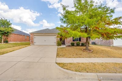1204 Foxglove Lane, Burleson TX 76028 - Photo 3