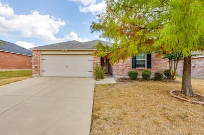 1204 Foxglove Lane, Burleson TX 76028