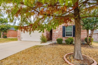 1204 Foxglove Lane, Burleson TX 76028 - Photo 4