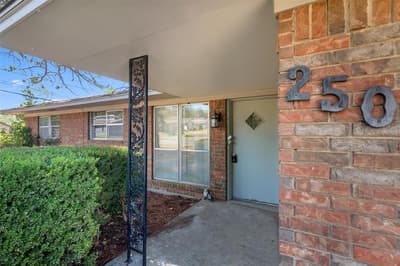 2500 W Elm Street, Denison TX 75020 - Photo 2