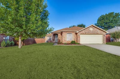 2105 Westview Trail, Denton TX 76207 - Photo 2