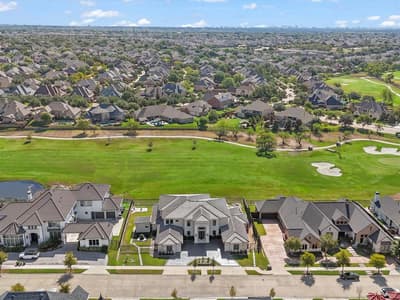 1121 Excalibur Boulevard, Lewisville TX 75056 - Photo 5