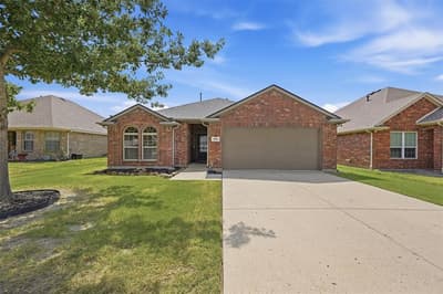 409 Bryn Mawr Lane, Van Alstyne TX 75495