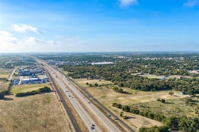 1207 N Interstate Highway 45, Ennis TX 75119 - Photo 5