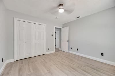 2503 Lyola Street, Dallas TX 75241 - Photo 2