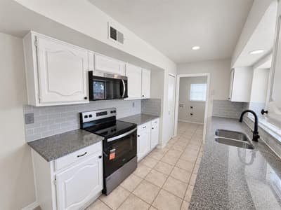 4201 Ireland Drive, The Colony TX 75056 - Photo 5
