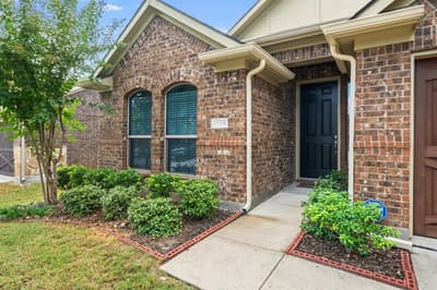 3909 Brook Wood Drive, McKinney TX 75071 - Photo 5