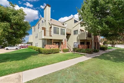 3129 Sondra Drive # 102, Fort Worth TX 76107 - Photo 2