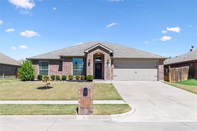 400 Acadia Lane, Forney TX 75126 - Photo 2