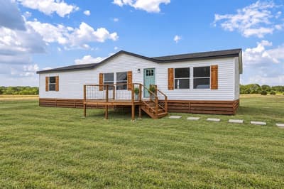 1085 County Road 4935, Trenton TX 75490
