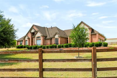 170 Park Place Circle, Cresson TX 76035