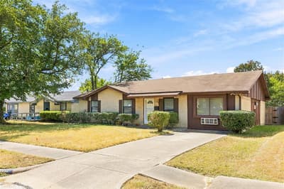 5434 Laredo Lane, Garland TX 75043 - Photo 2