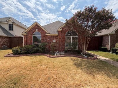 8703 Stonecrest Drive, Irving TX 75063