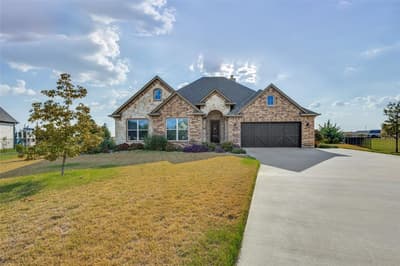 1605 Covered Bridge Ct, Gunter TX 75058 - Photo 3