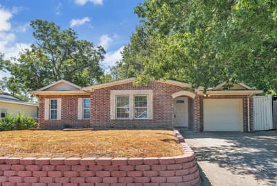 1314 E Lovers Lane, Arlington TX 76010 - Photo 3