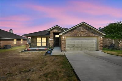 9208 Arlene Drive, White Settlement TX 76108 - Photo 2
