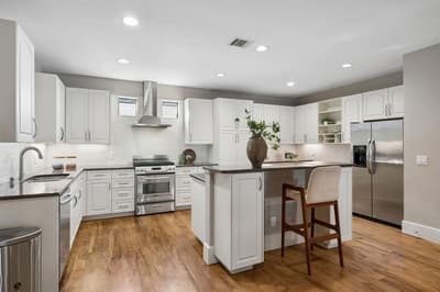 2606 Shelby Avenue # 102, Dallas TX 75219 - Photo 4