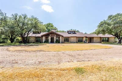 2300 W MAIN Street, Lancaster TX 75146 - Photo 3