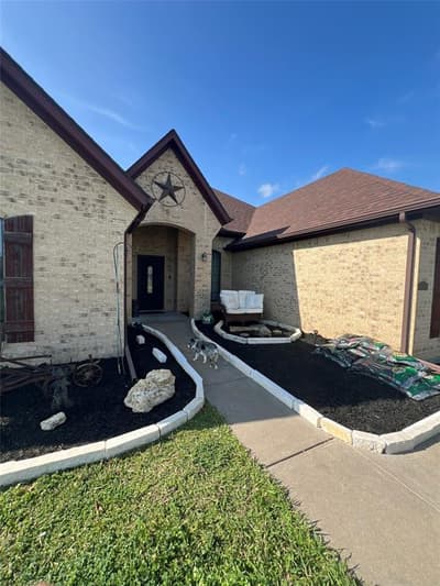 1055 Chartres, Oak Ridge TX 75142 - Photo 2