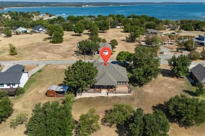 115 Lakeview Drive, Runaway Bay TX 76426 - Photo 2