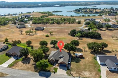 115 Lakeview Drive, Runaway Bay TX 76426 - Photo 3