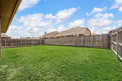 529 Branding Iron Trail, Fort Worth TX 76131 - Photo 5