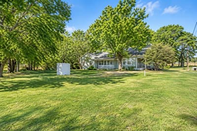 708 E Pine Street, Edgewood TX 75117 - Photo 3