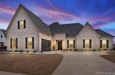 704 Calcasieu Pass, Bossier City LA 71111