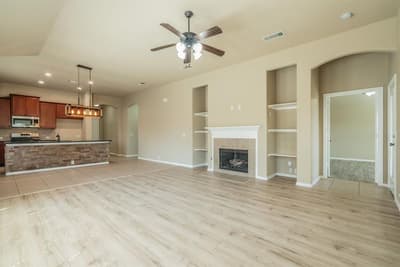 712 Cheryl Street, Crowley TX 76036 - Photo 4