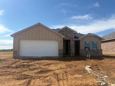 2404 Acacia Road, Keene TX 76031 - Photo 4