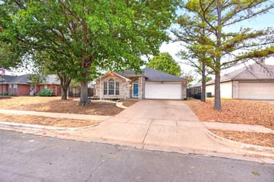 1150 Marc Street, Burleson TX 76028 - Photo 2
